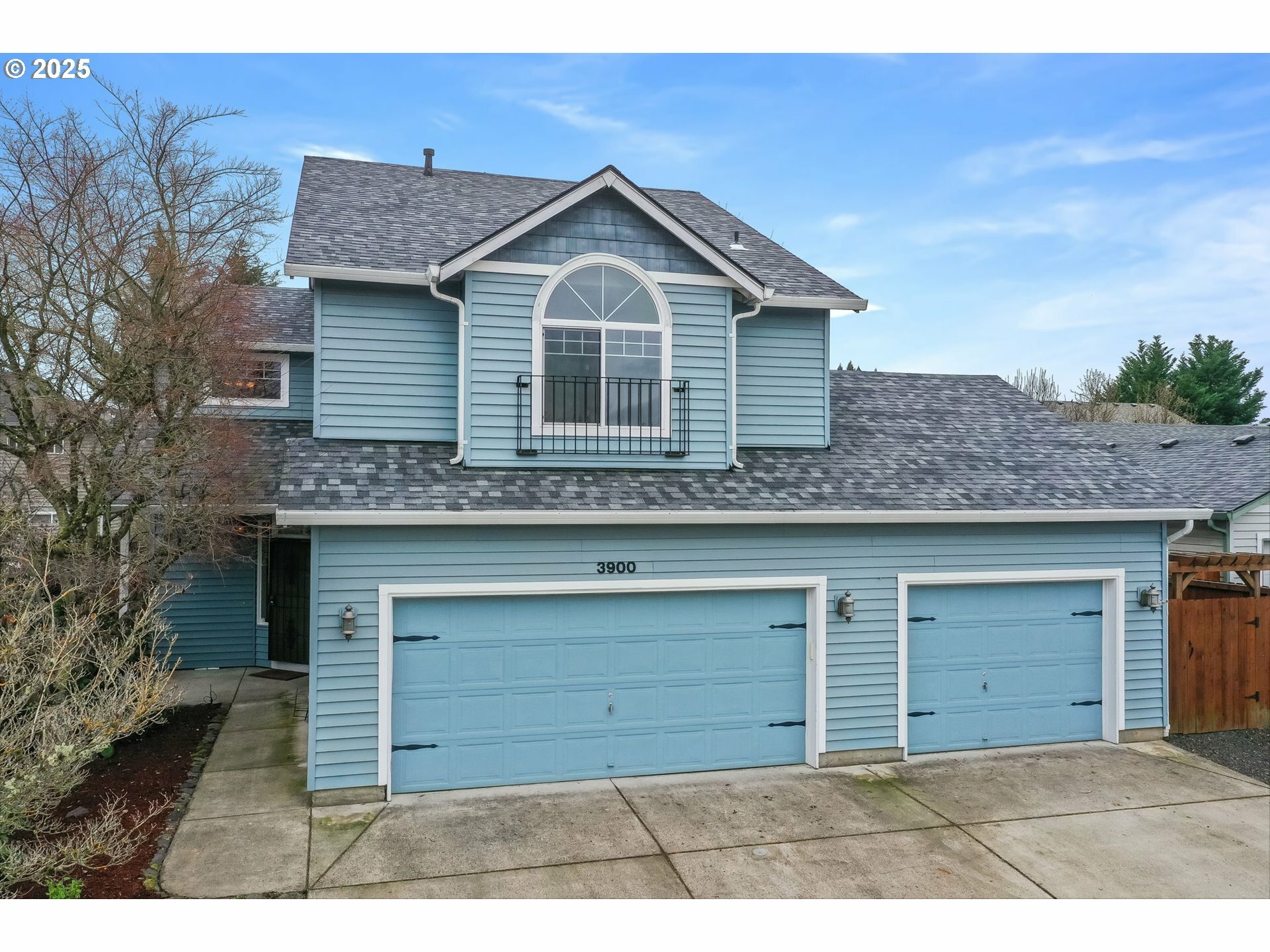 Property Photo:  3900 NE 95th Cir  WA 98665 