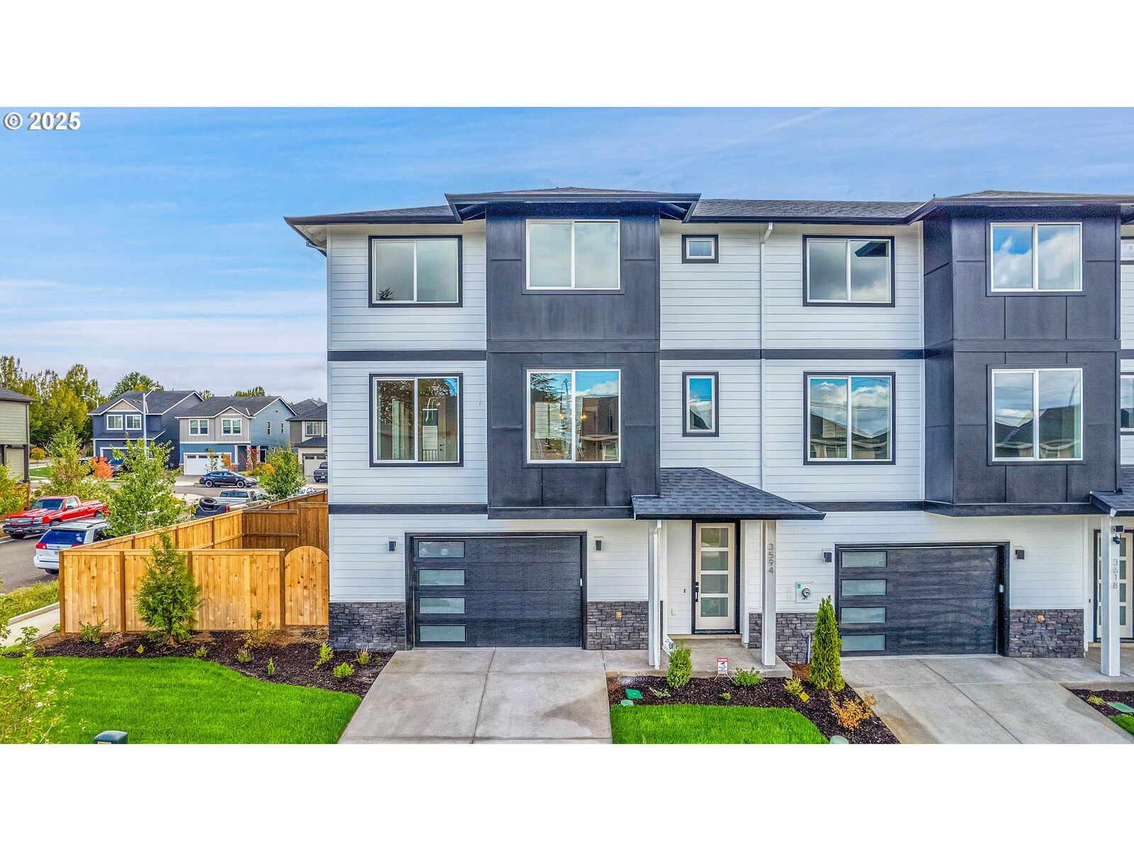 Property Photo:  3594 SW Sandlewood Ln  OR 97080 