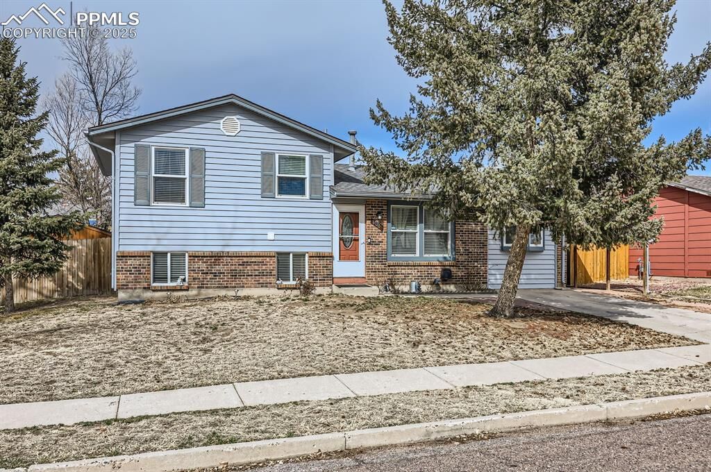 Property Photo: 6720 Chippewa Road CO 80915