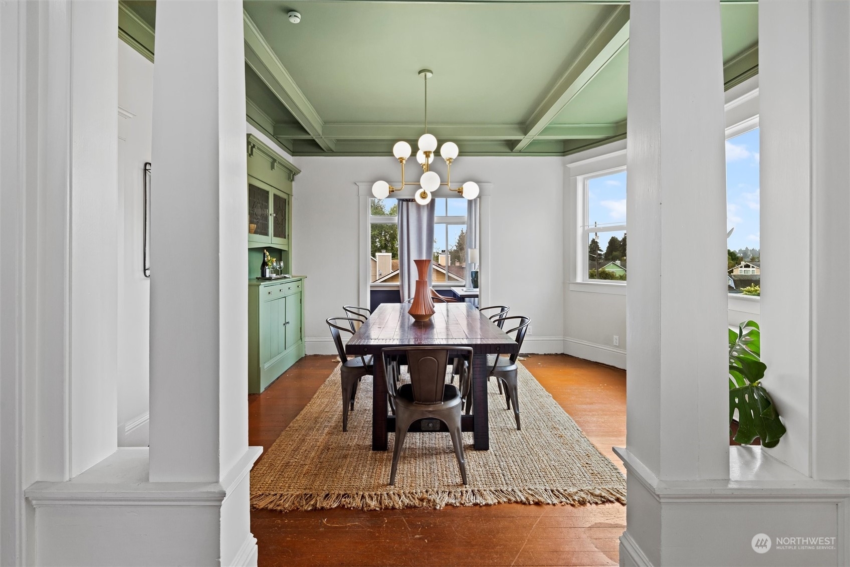 Property Photo: 8336 Renton Avenue S WA 98118