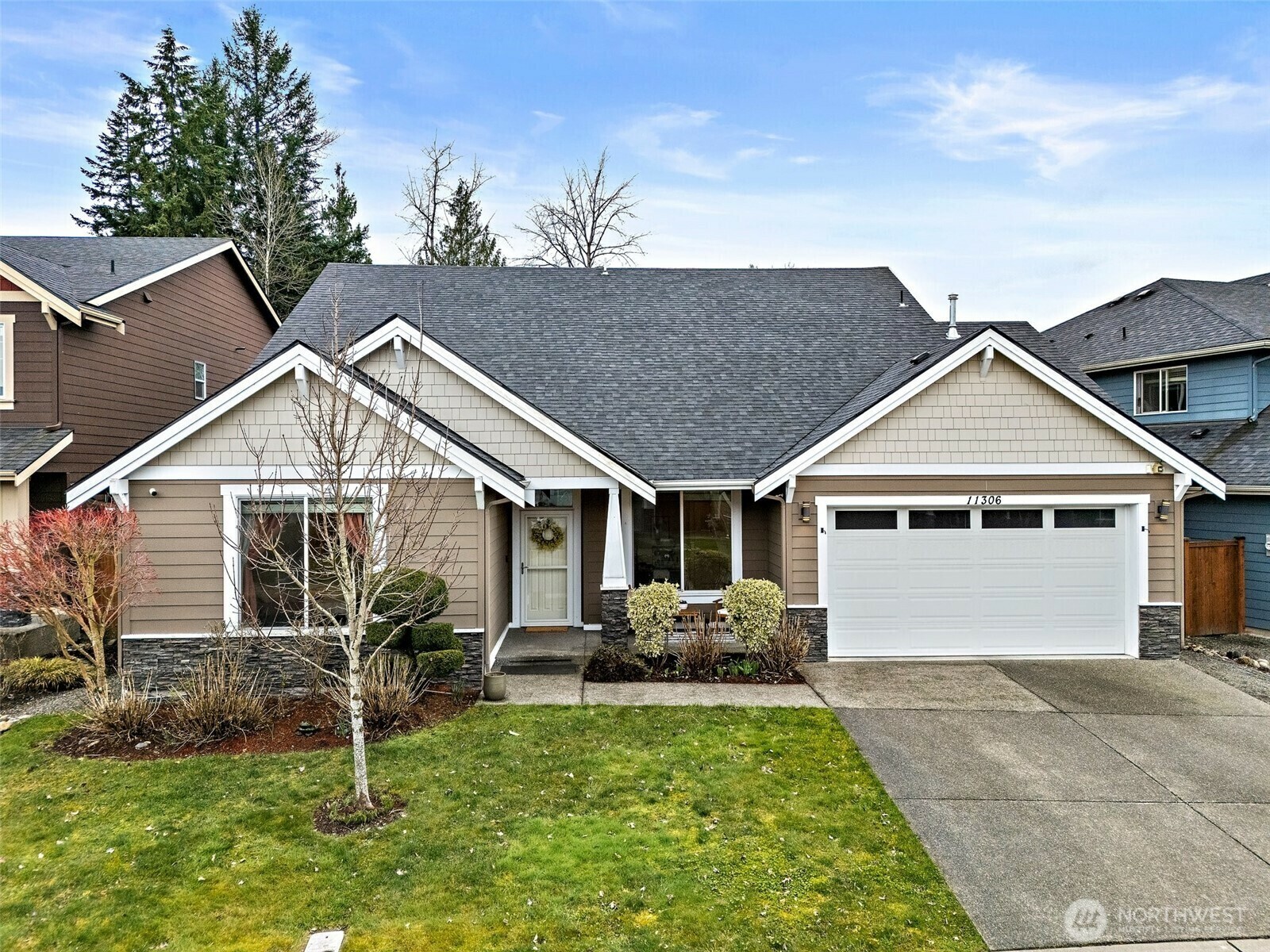 Property Photo: 11306 172nd Street Ct E WA 98374