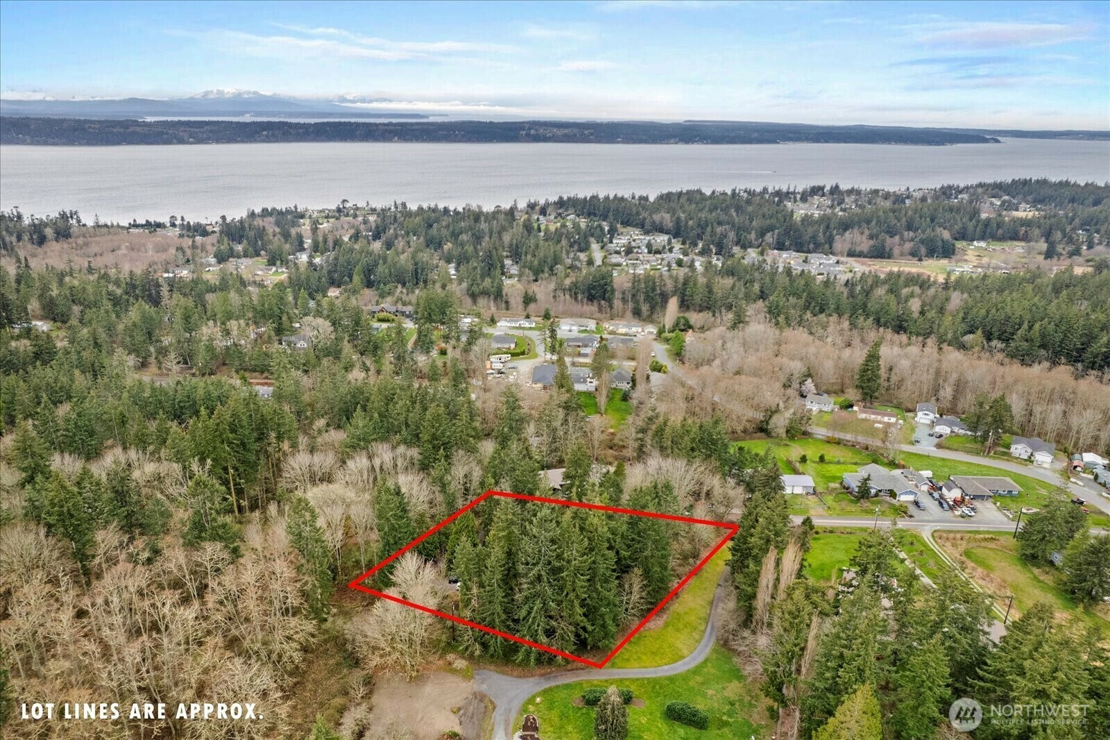 Property Photo: 987 Rowe Road WA 98282