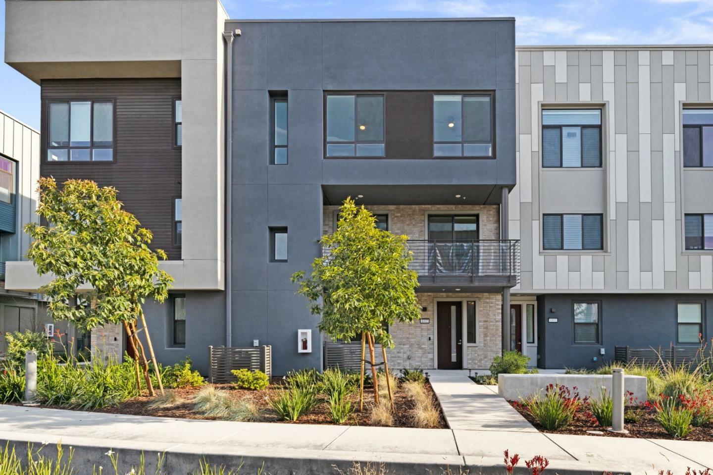 Property Photo: 3245 Internet Common 1002 CA 94538