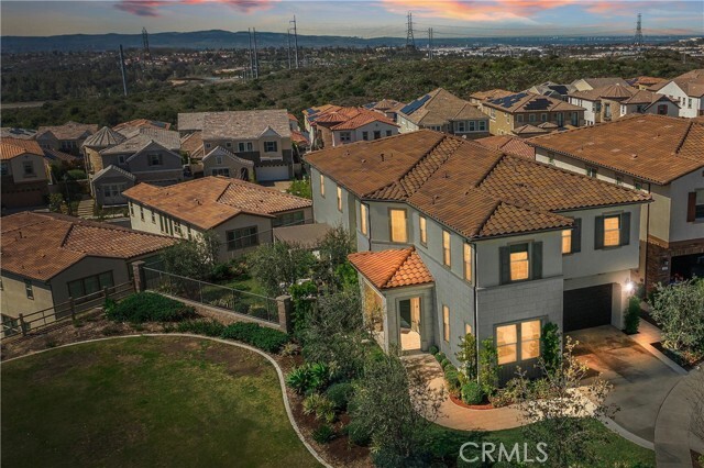 Property Photo: 1818 Canyon Oaks Lane CA 92610