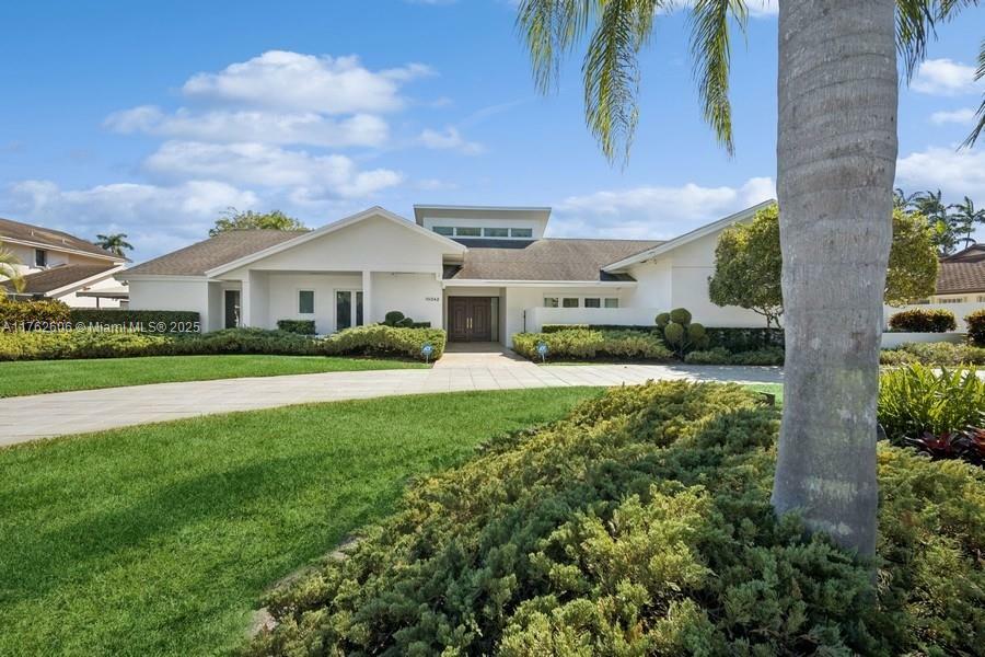 Property Photo: 10342 SW 141st St FL 33176