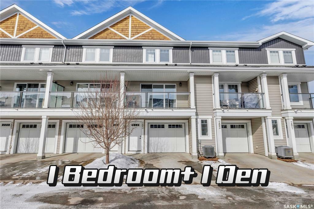 Property Photo:  315 Dickson Crescent 203  SK S7T 0Z1 