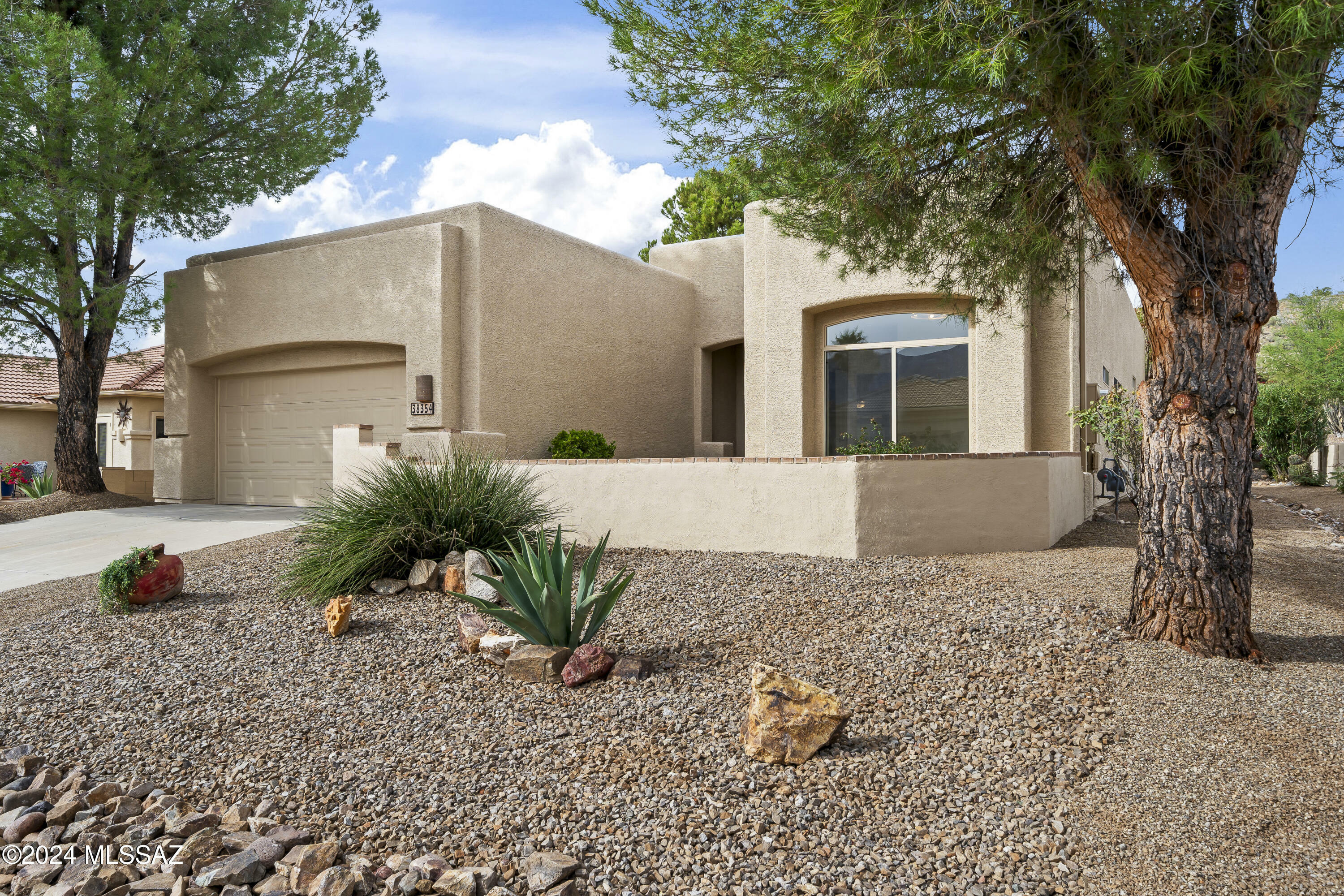 Property Photo: 38354 S Skyline Drive AZ 85739