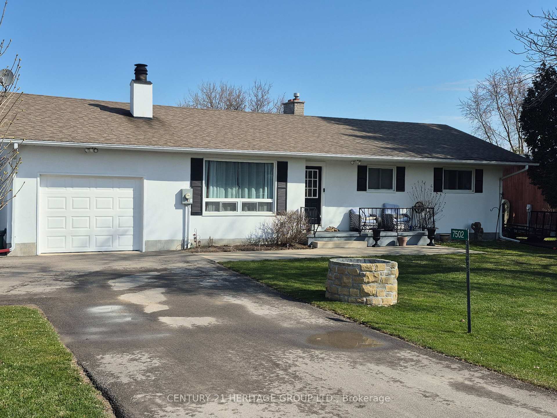 Property Photo: 7502 Keenansvile Road ON L0G 1W0