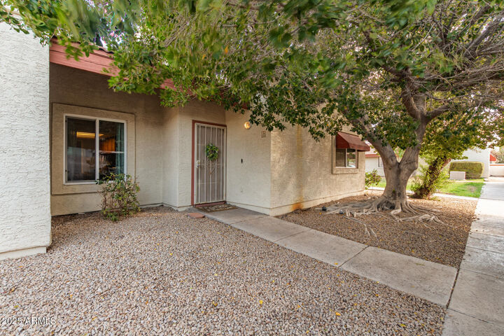 Property Photo: 3535 W Monte Cristo Avenue 115 AZ 85053