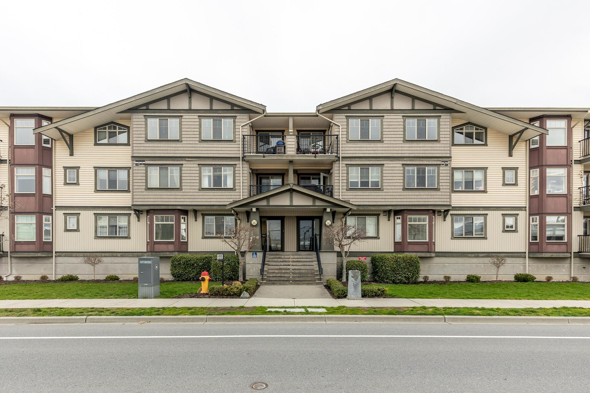 Property Photo: 45535 Spadina Avenue 305 BC V2P 1V2