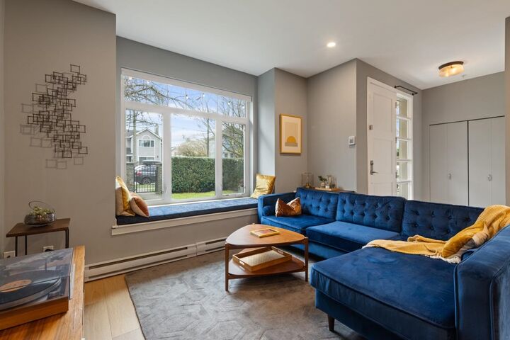 Property Photo:  171 E 17th Avenue  BC V5V 1A5 