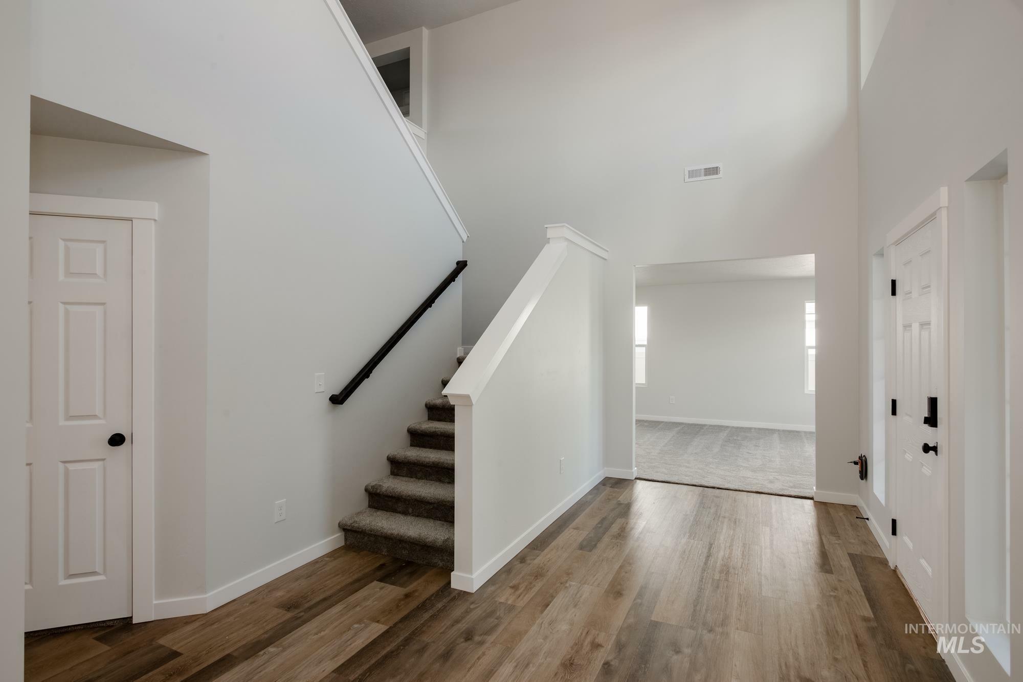 Property Photo: 5375 S Memory Pl ID 83642