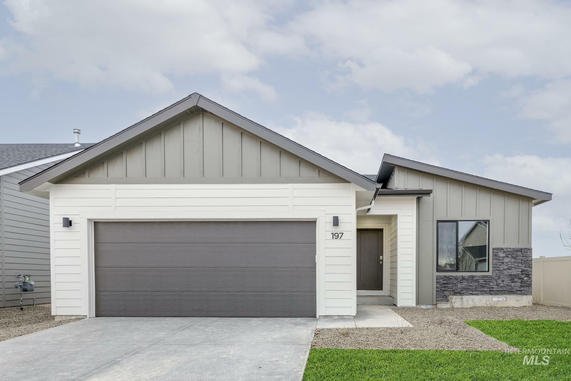 197 N Coltsfoot Ave  Kuna ID 83634 photo