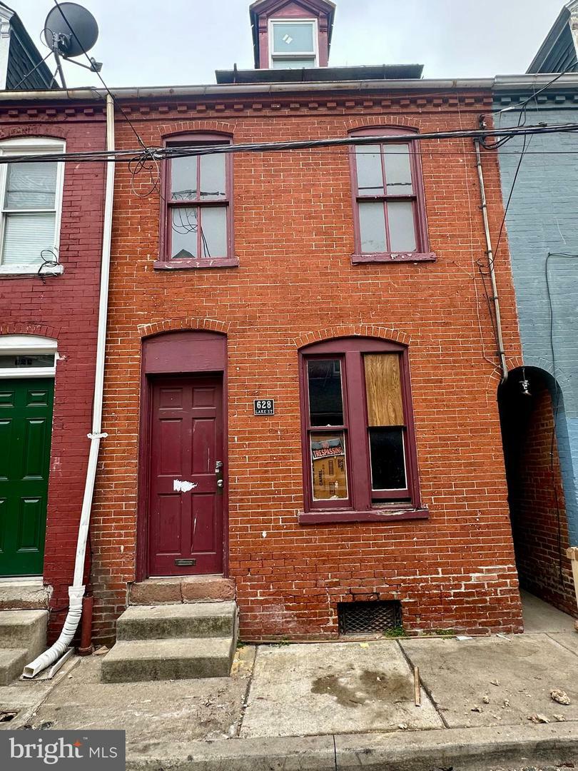 628 Lake Street  Lancaster PA 17603 photo