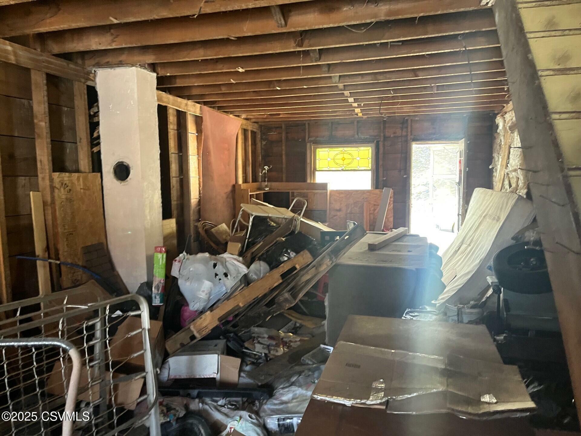 Property Photo: 1029 W Chestnut Street PA 17866