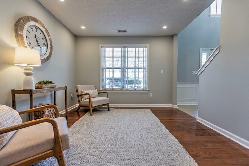 Property Photo: 1510 Ridgemill Terrace GA 30019