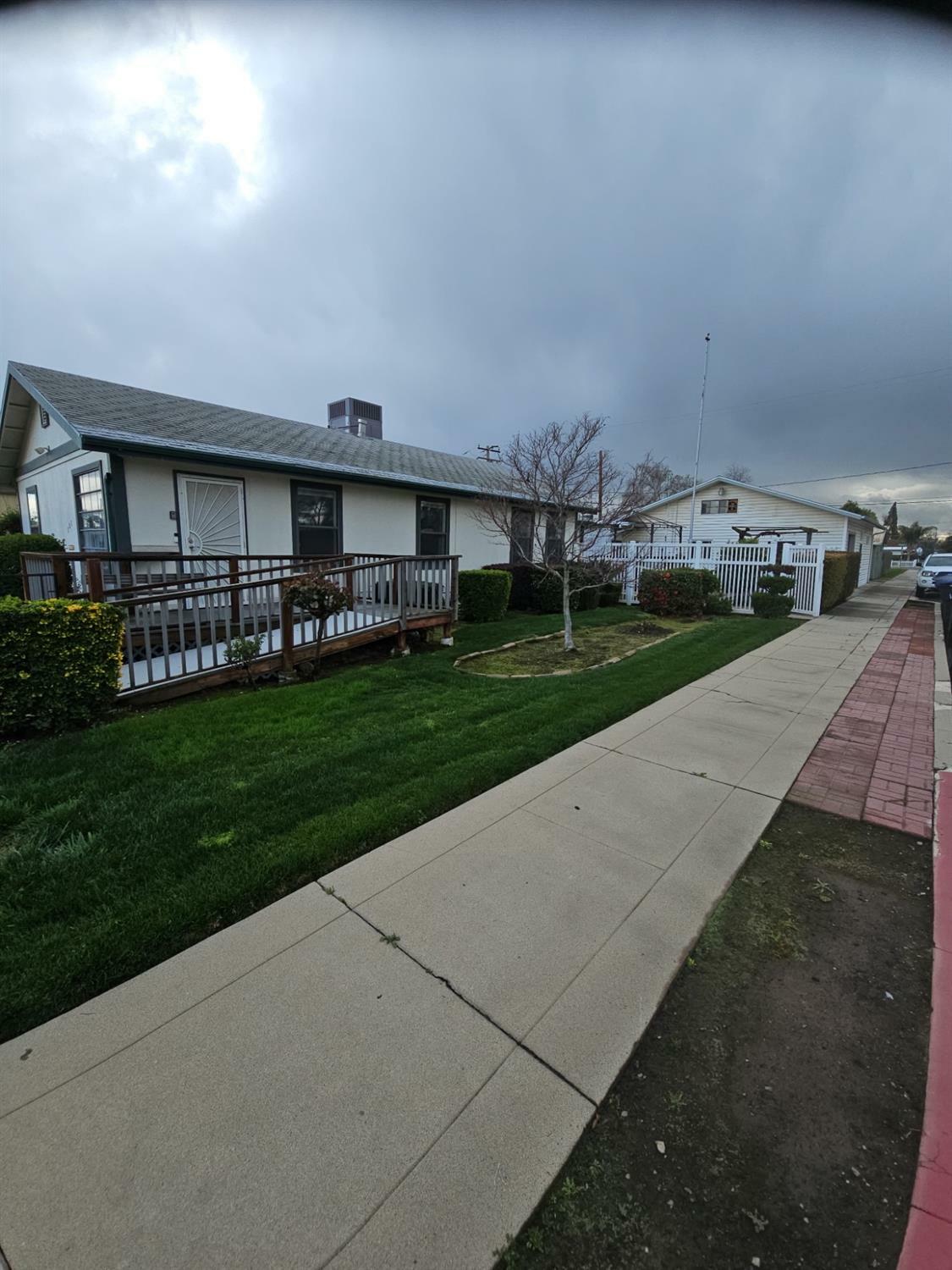 701 S Bridge Street  Visalia CA 93277 photo