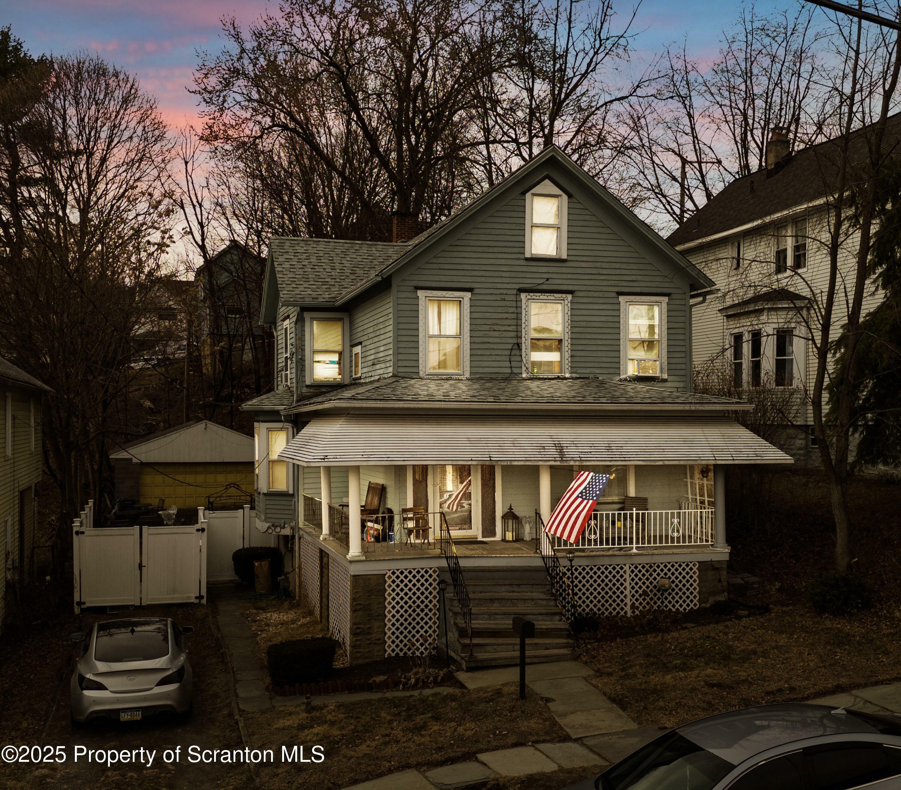Property Photo: 541 N Lincoln Avenue PA 18504