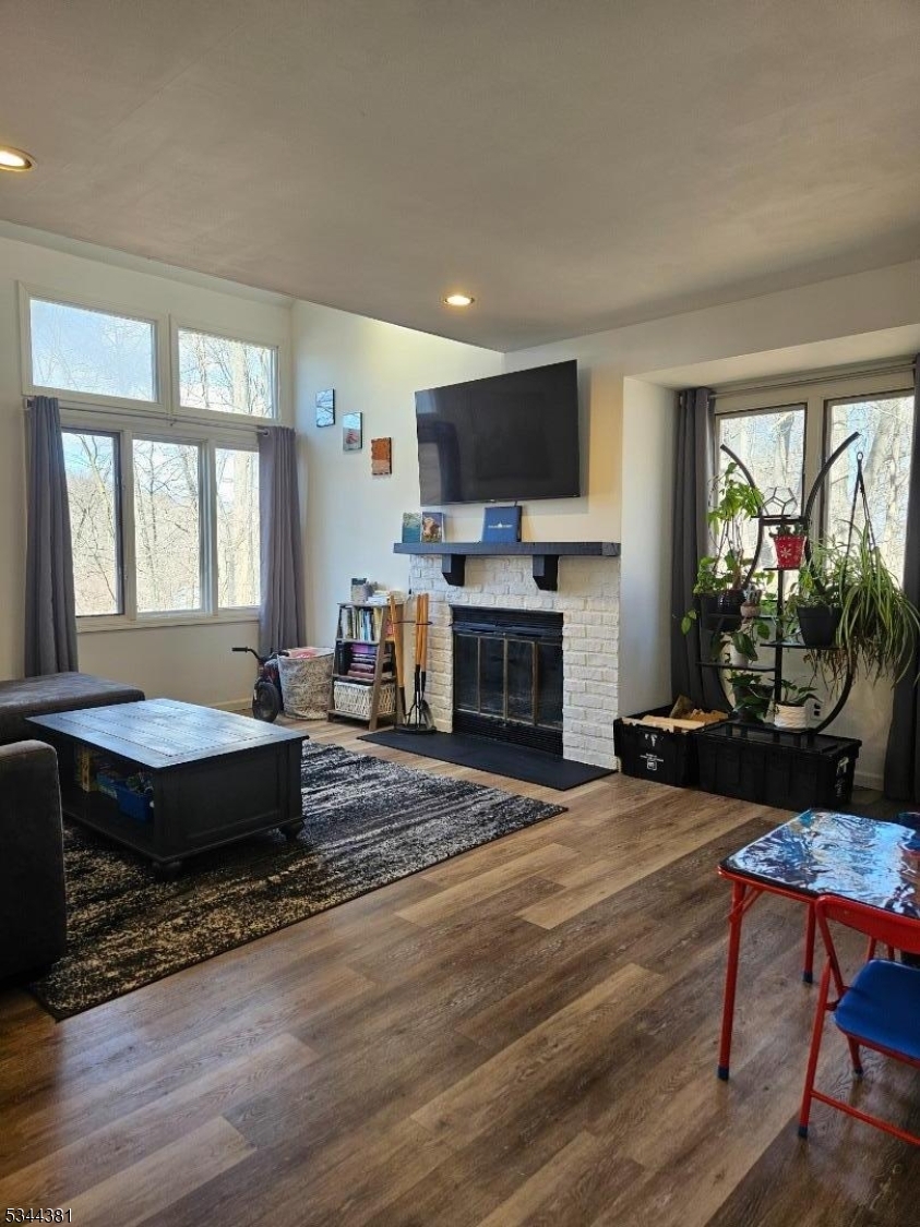 Property Photo: 1 Village Way Unit 1 NJ 07462