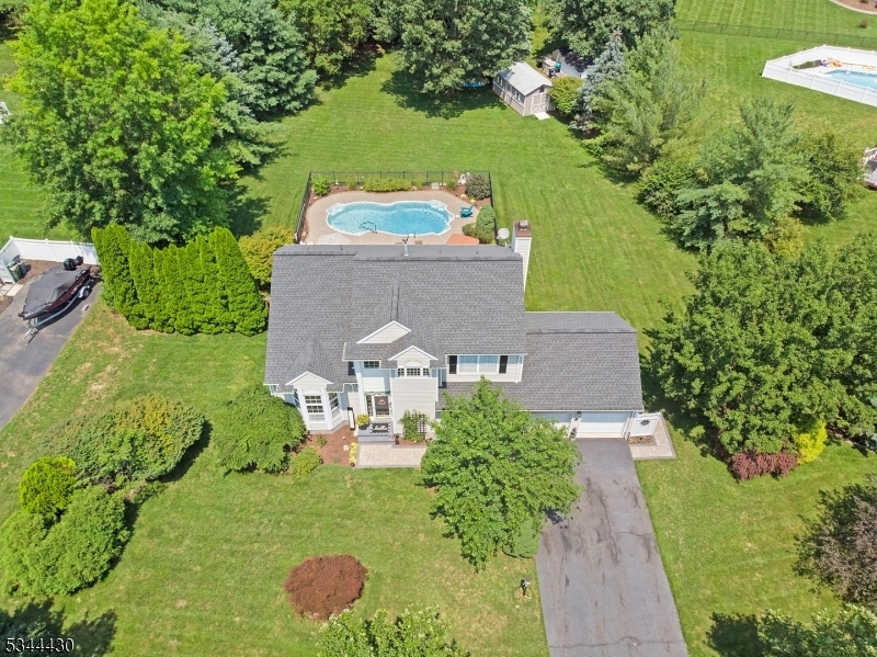 5 Flemming Pl  Mansfield Twp. NJ 07840 photo