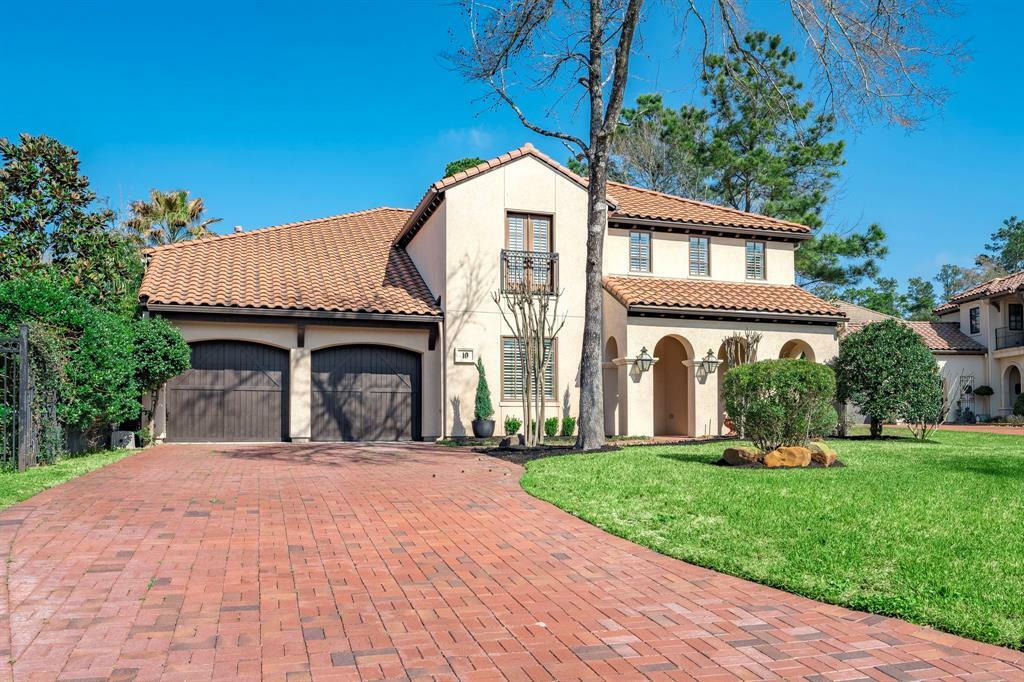 10 Libretto Court  The Woodlands TX 77382 photo