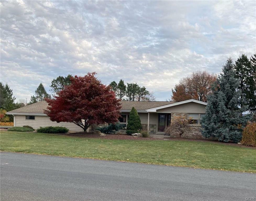 Property Photo:  6688 Holly Road  PA 18106 