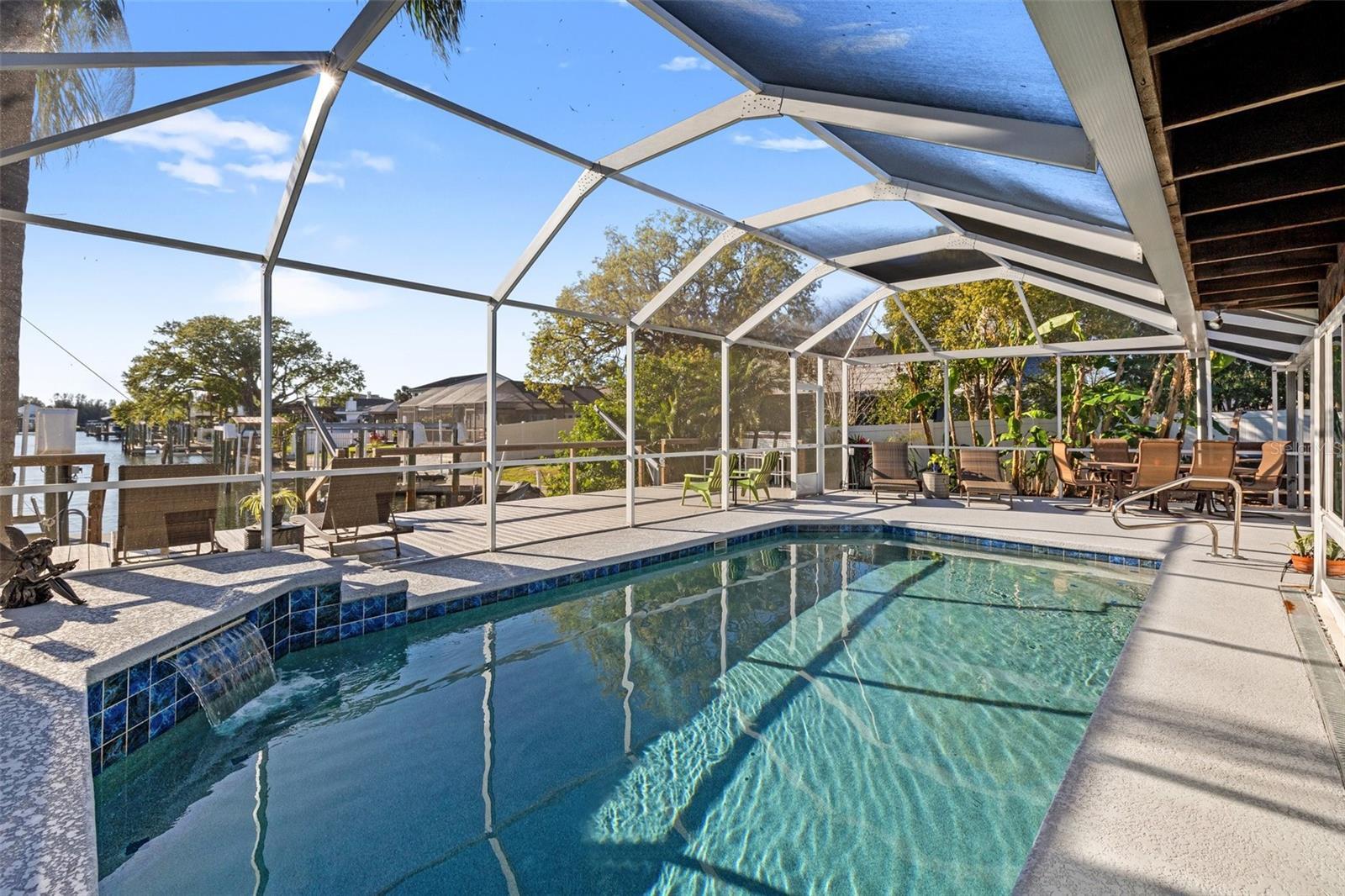 Property Photo:  4806 Bay Crest Drive  FL 33615 