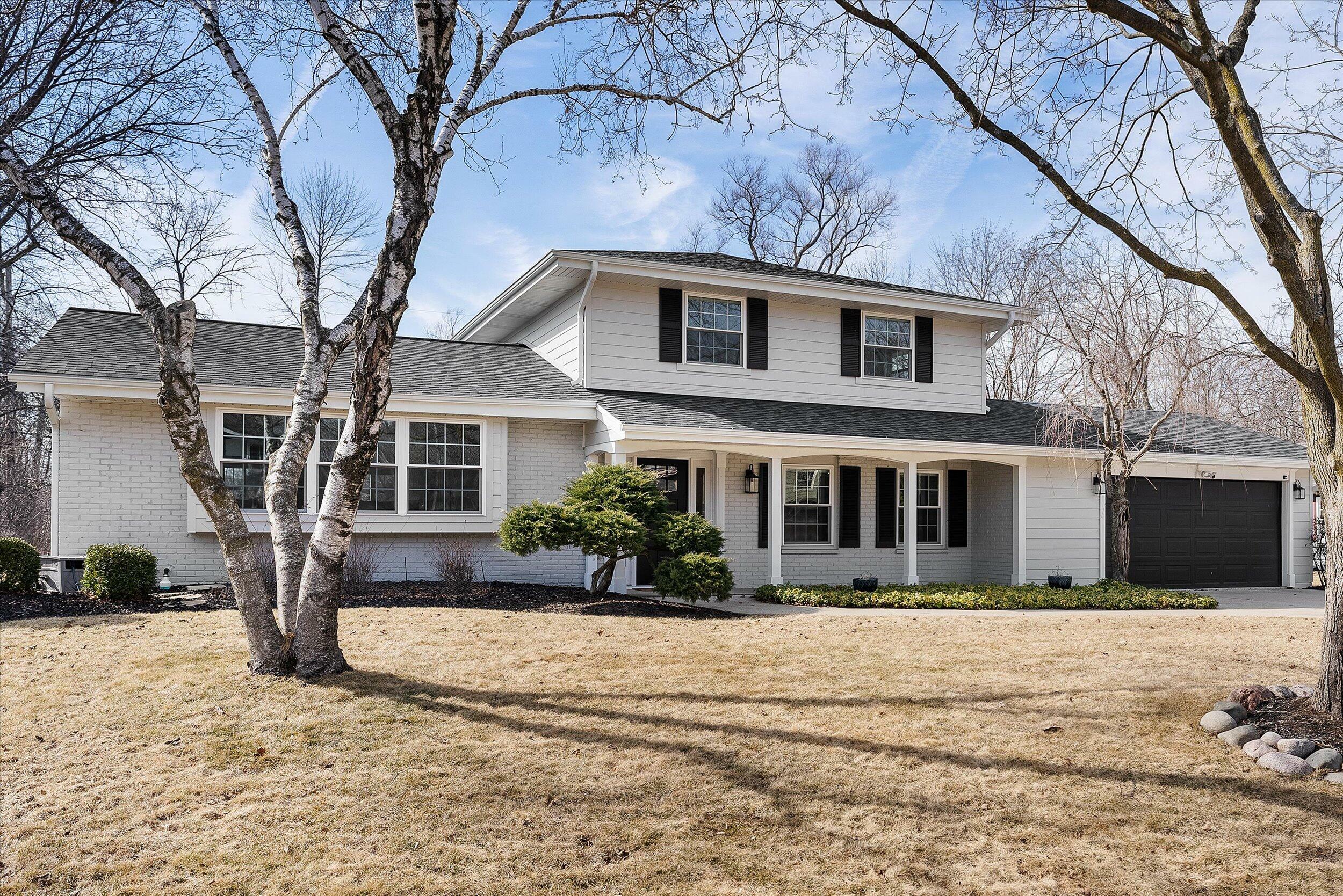 8541 N Pelham Pkwy  Bayside WI 53217 photo