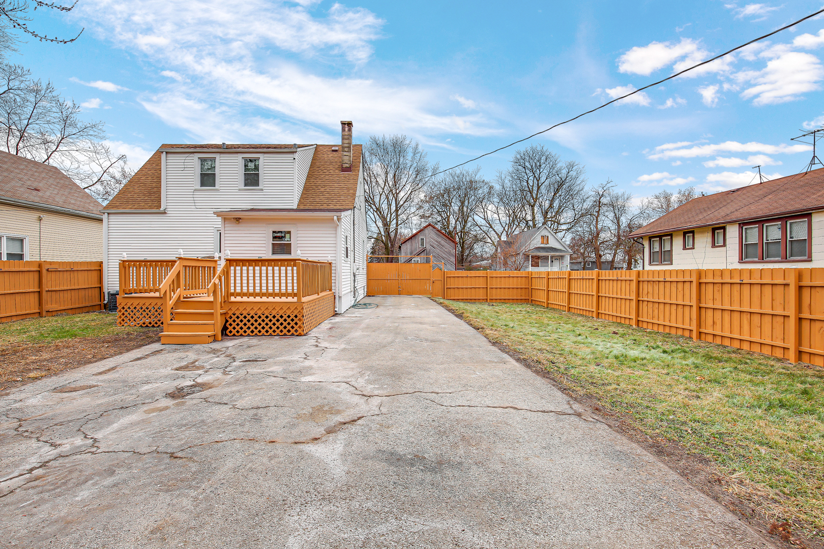 Property Photo: 514 E 144th Place IL 60419