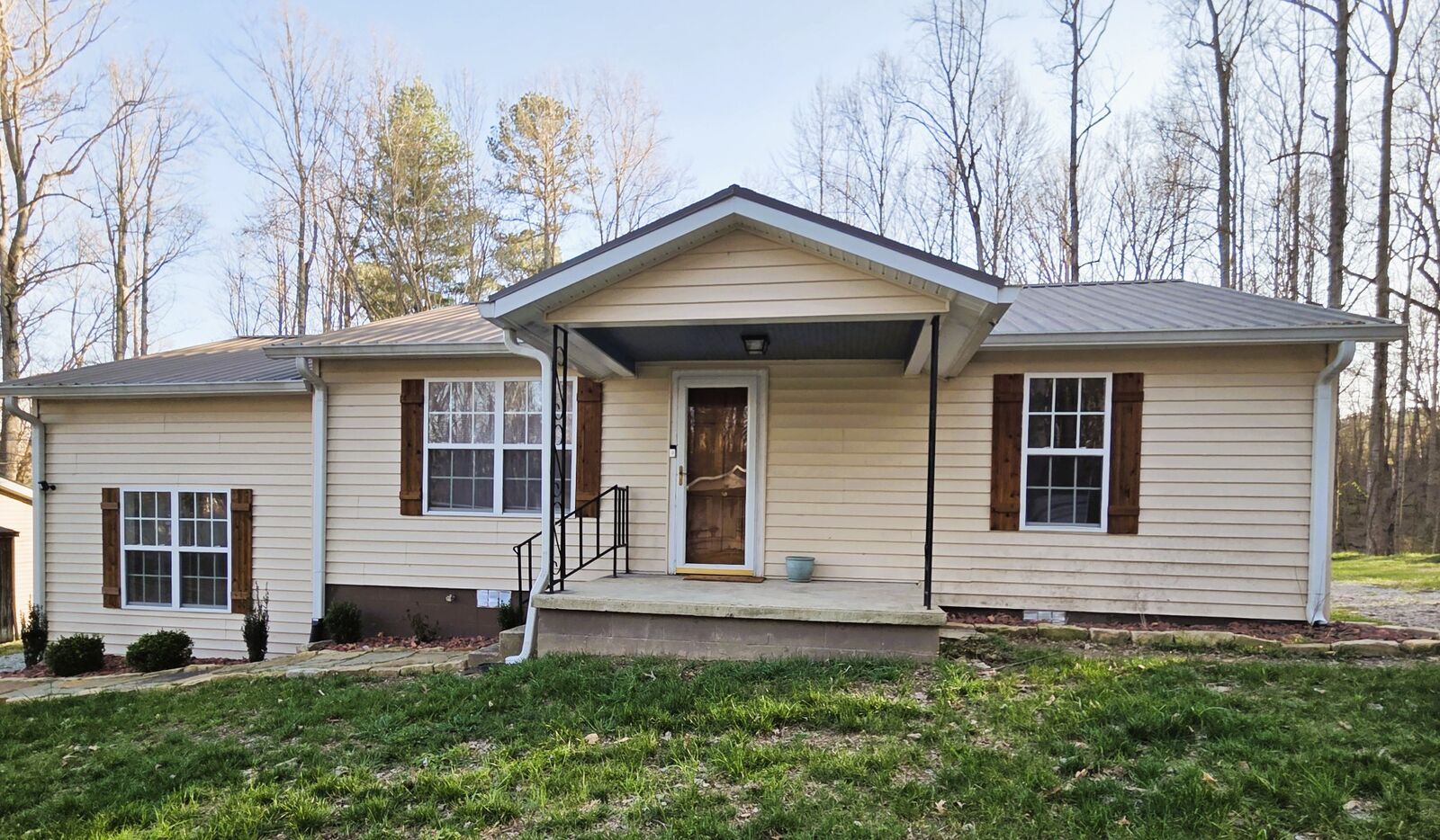 Property Photo:  77 Edna Ln  TN 37355 