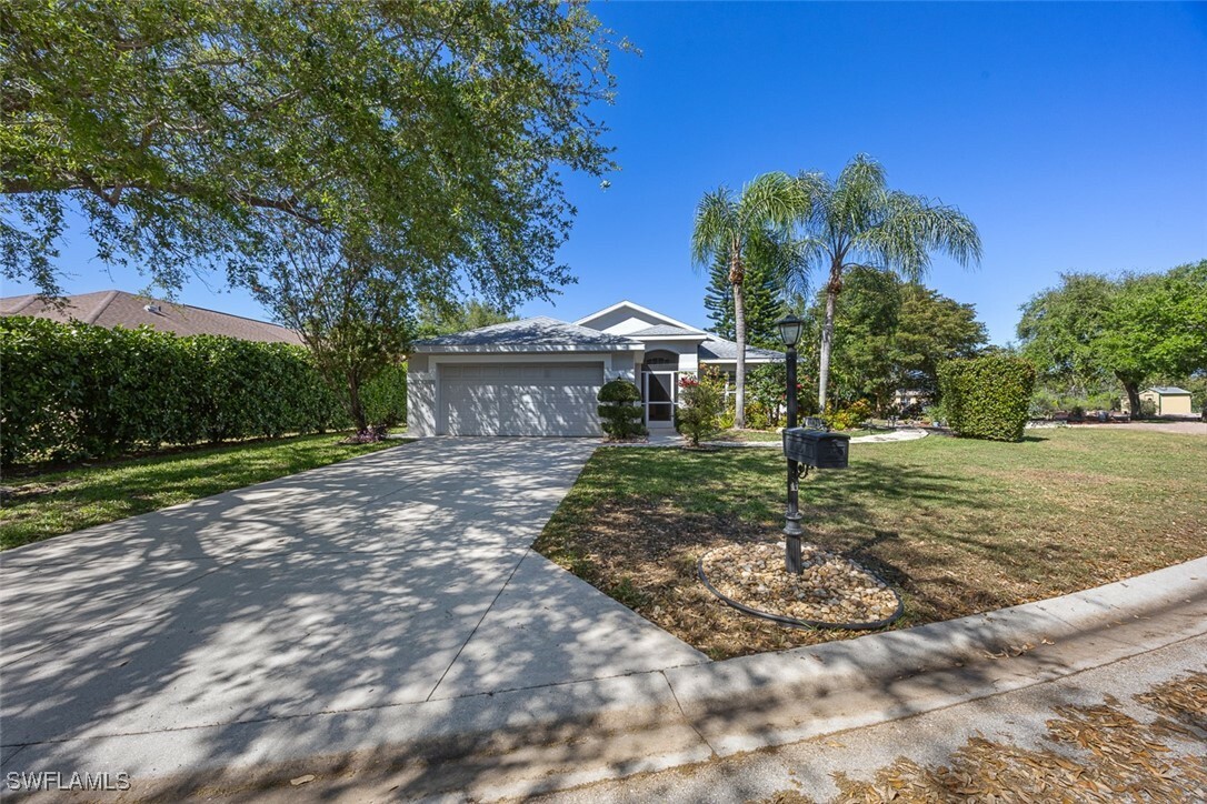Property Photo: 17829 Oakmont Ridge Circle FL 33967