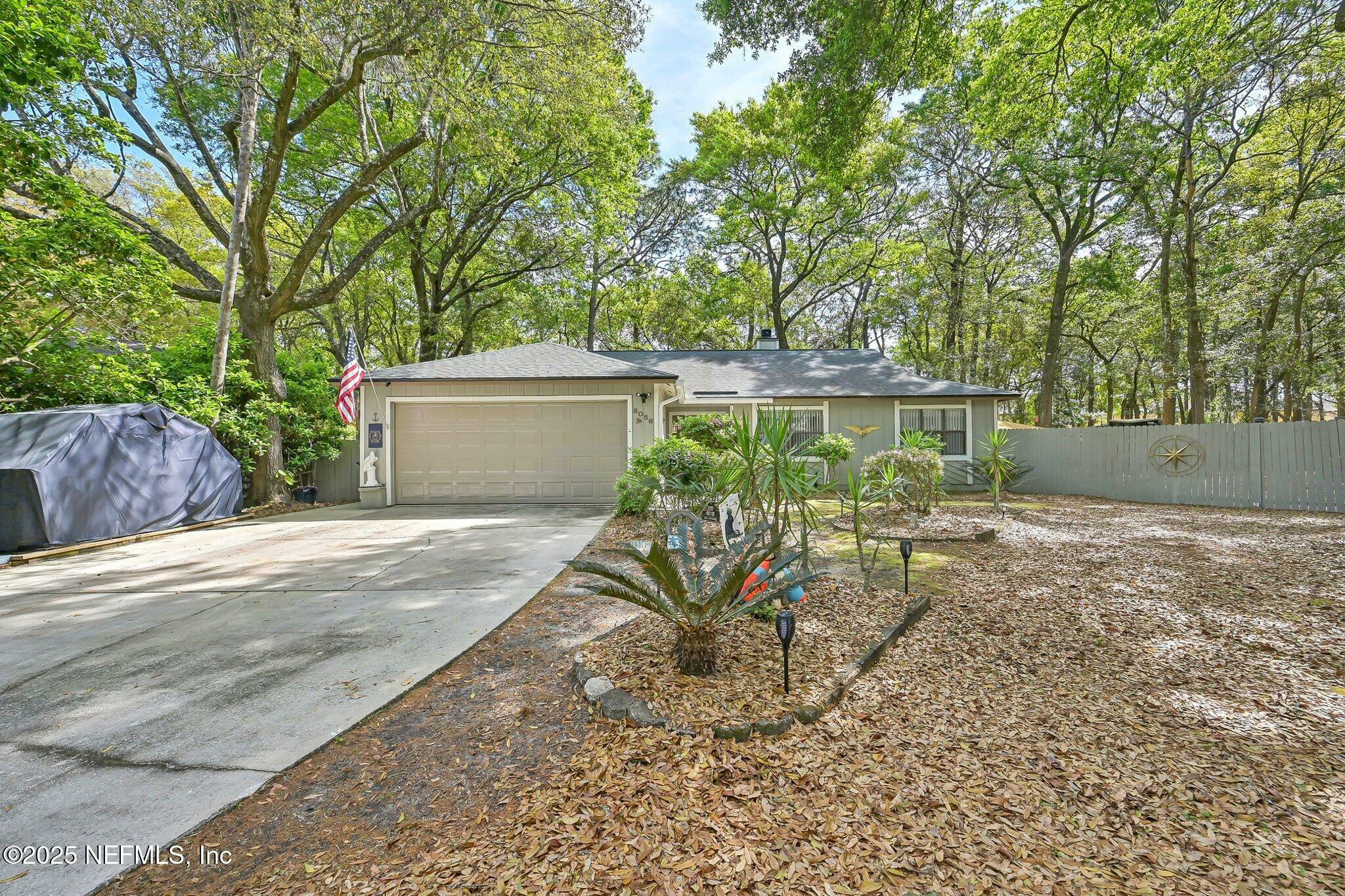 Property Photo: 8056 Voltaire Court E FL 32277