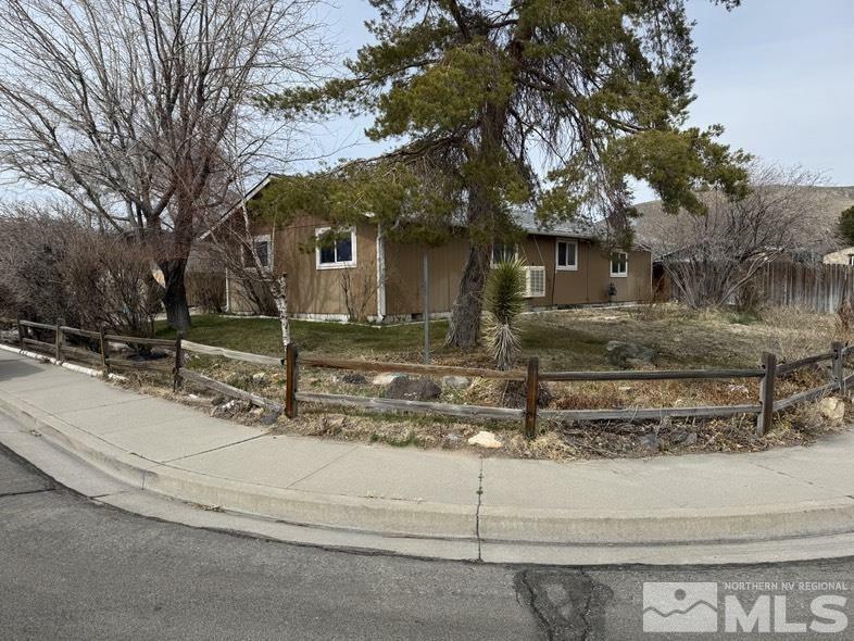 Property Photo: 504 Agate NV 89706