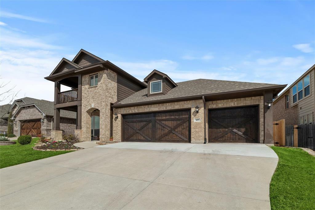 Property Photo: 409 Sagebrush Drive TX 76008
