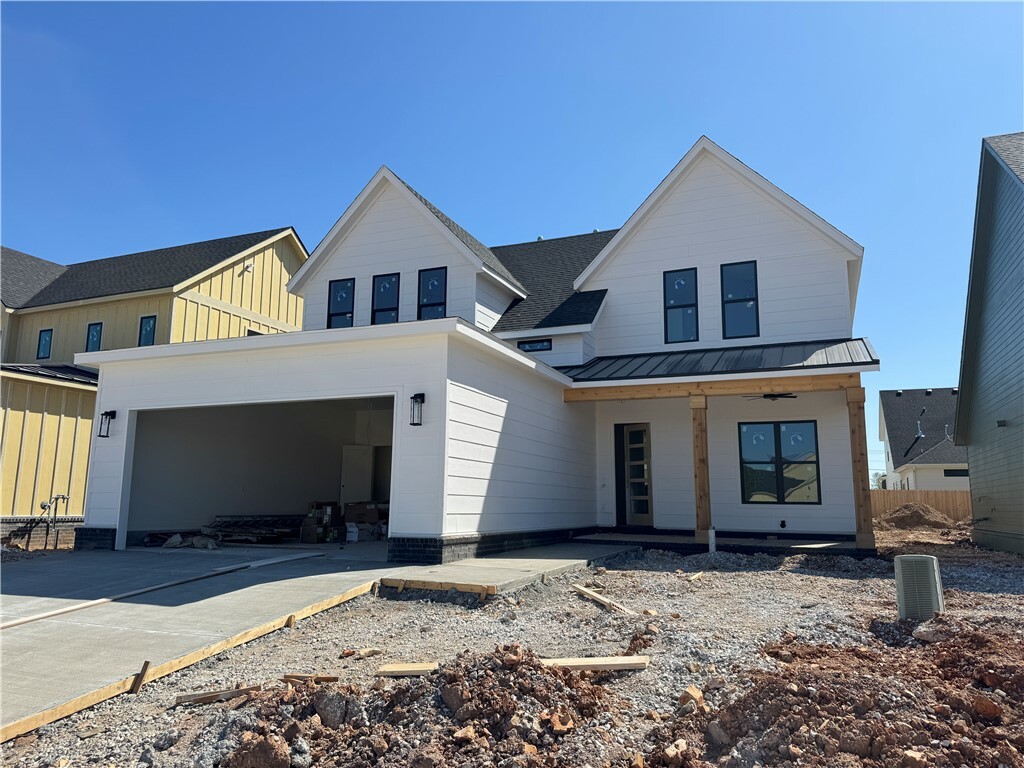 Property Photo: 6111 S 41st Street AR 72758