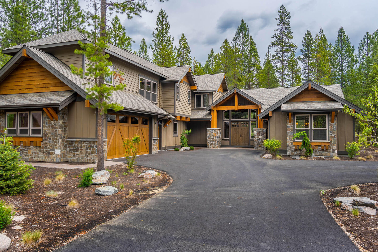 Property Photo: 56629 Sunstone Loop Lot 133 OR 97707
