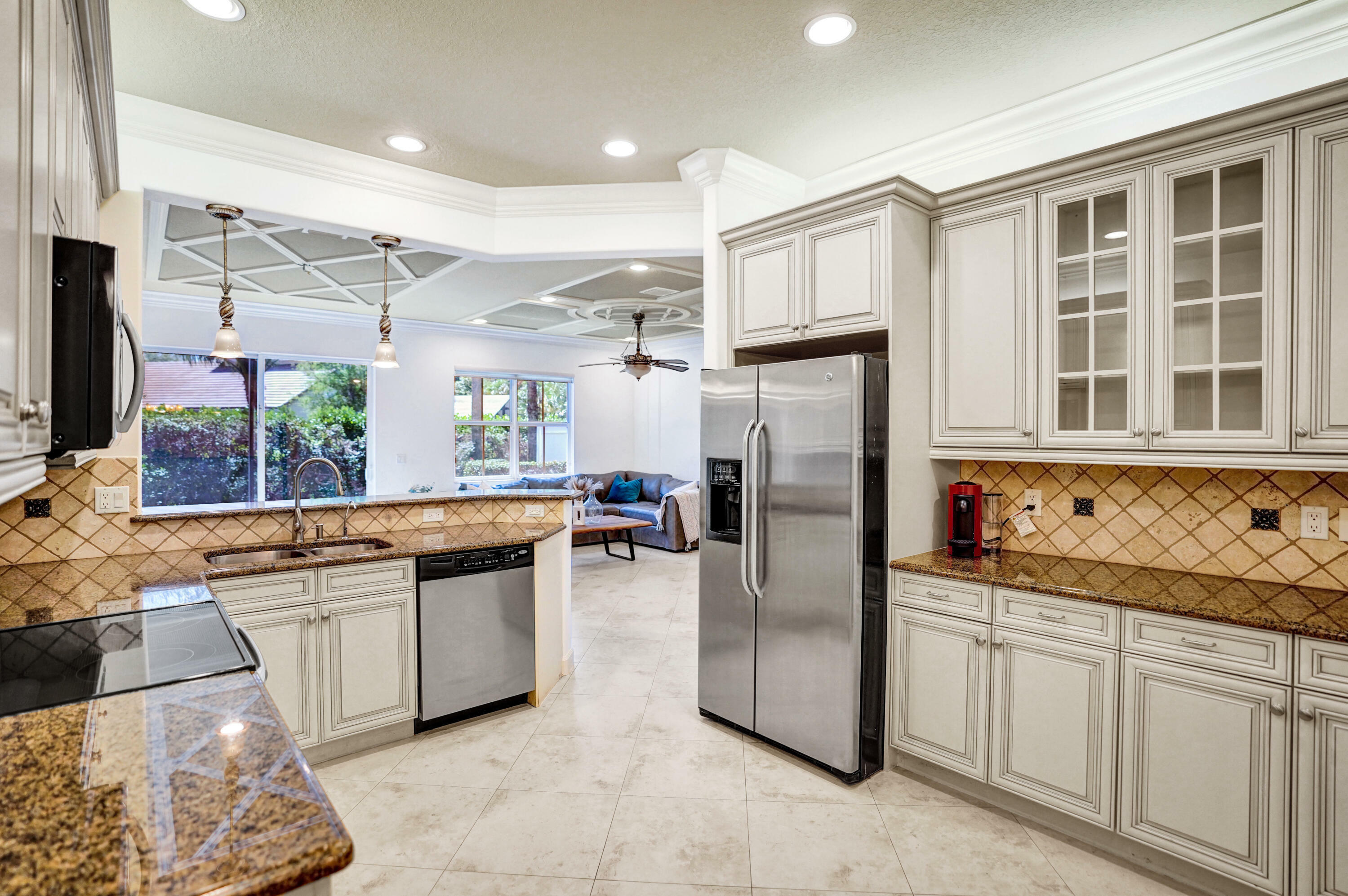 Property Photo:  4734 S Prive Circle  FL 33445 