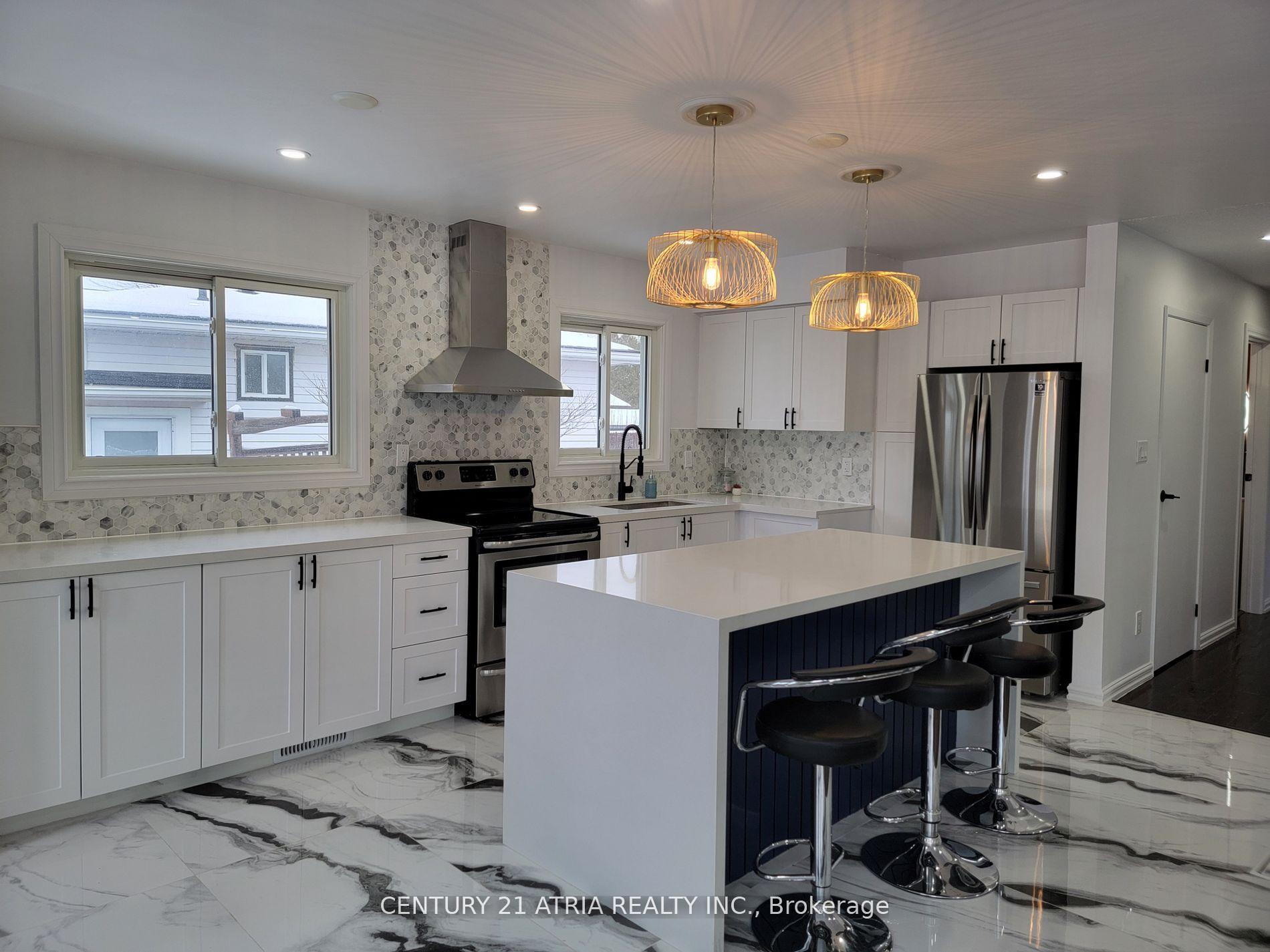 Property Photo: 211 Madawaska Avenue ON L1J 1E6