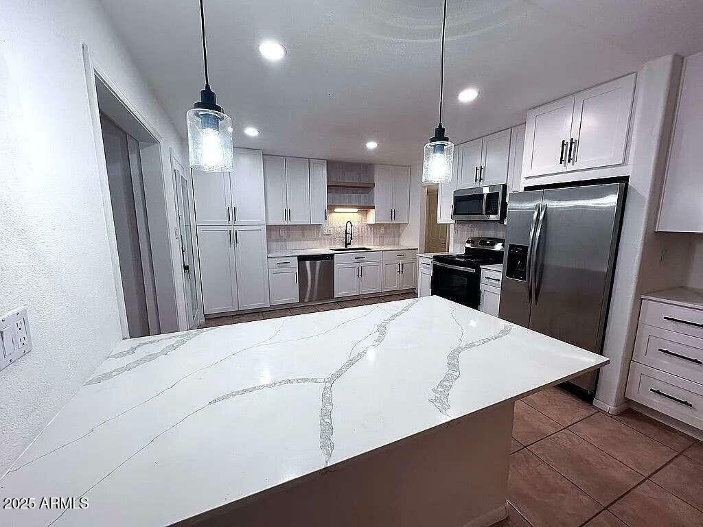 Property Photo: 1017 S Lola Lane AZ 85281