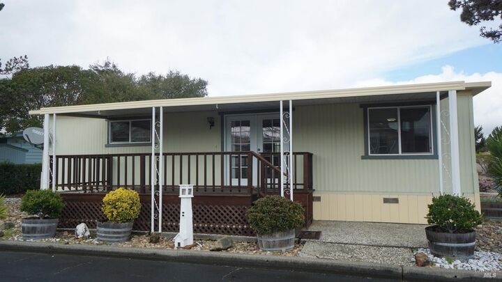 Property Photo: 66 Somerset Drive CA 95401
