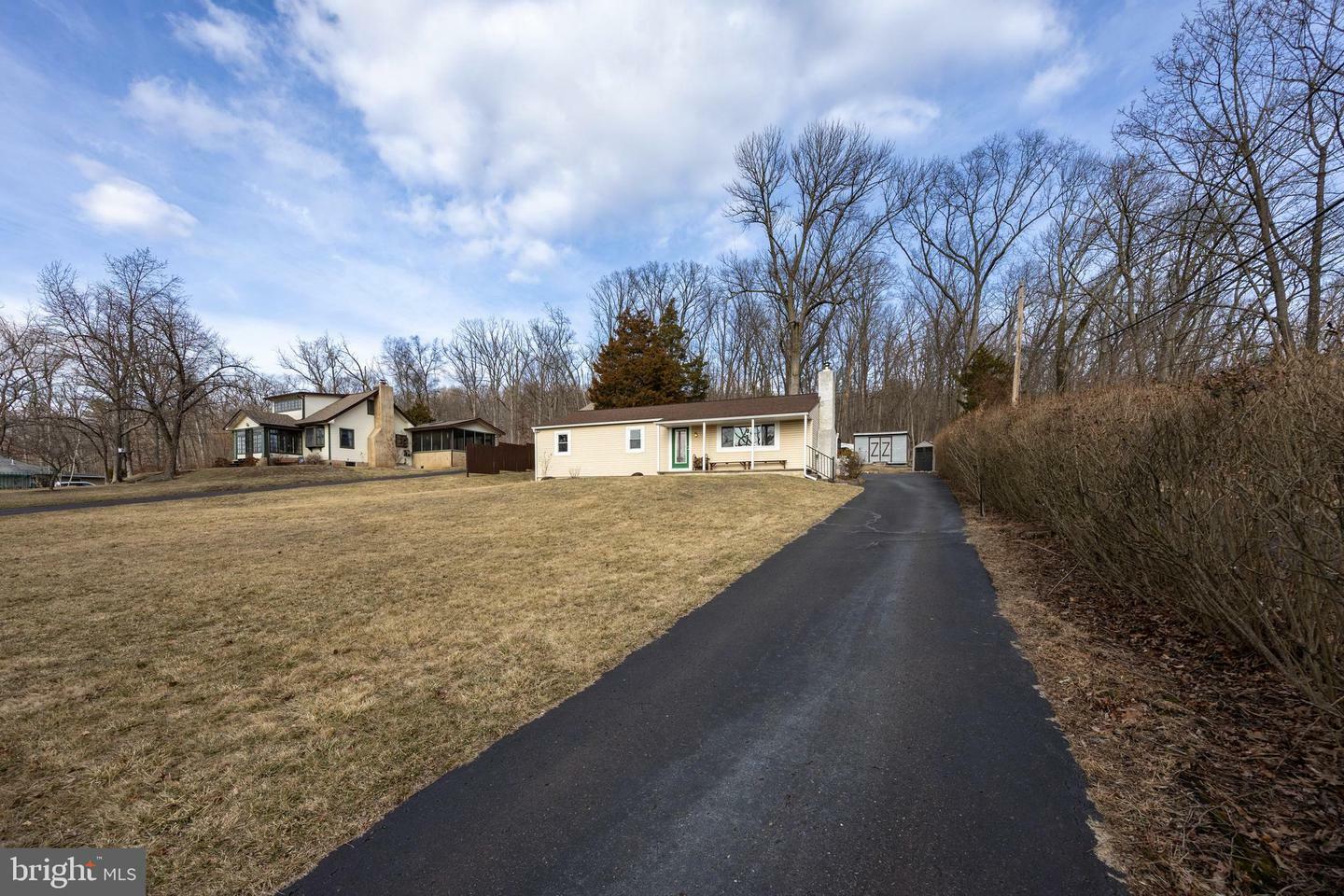 Property Photo: 48 Cedar Road PA 19473