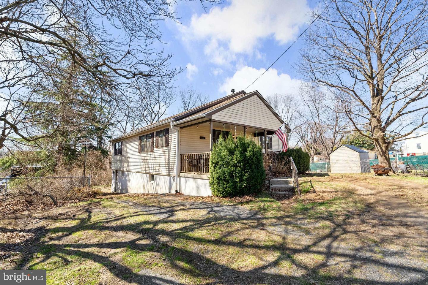 Property Photo: 309 Lynwood Avenue PA 19046