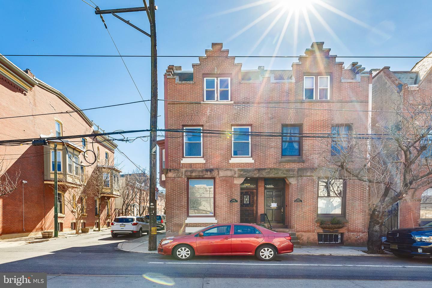 2428 Poplar Street  Philadelphia PA 19130 photo