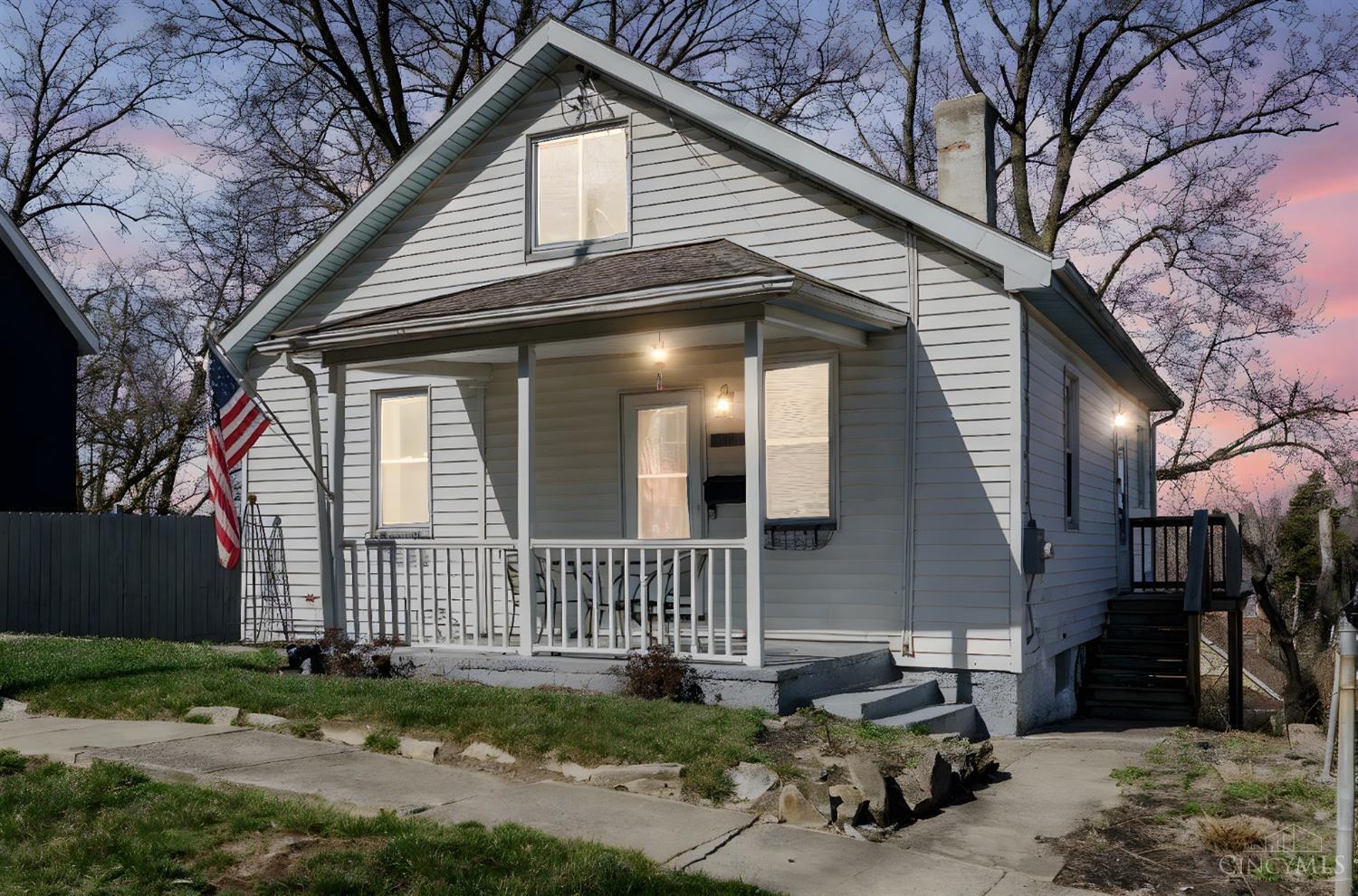 Property Photo: 805 Fourth Street OH 45215