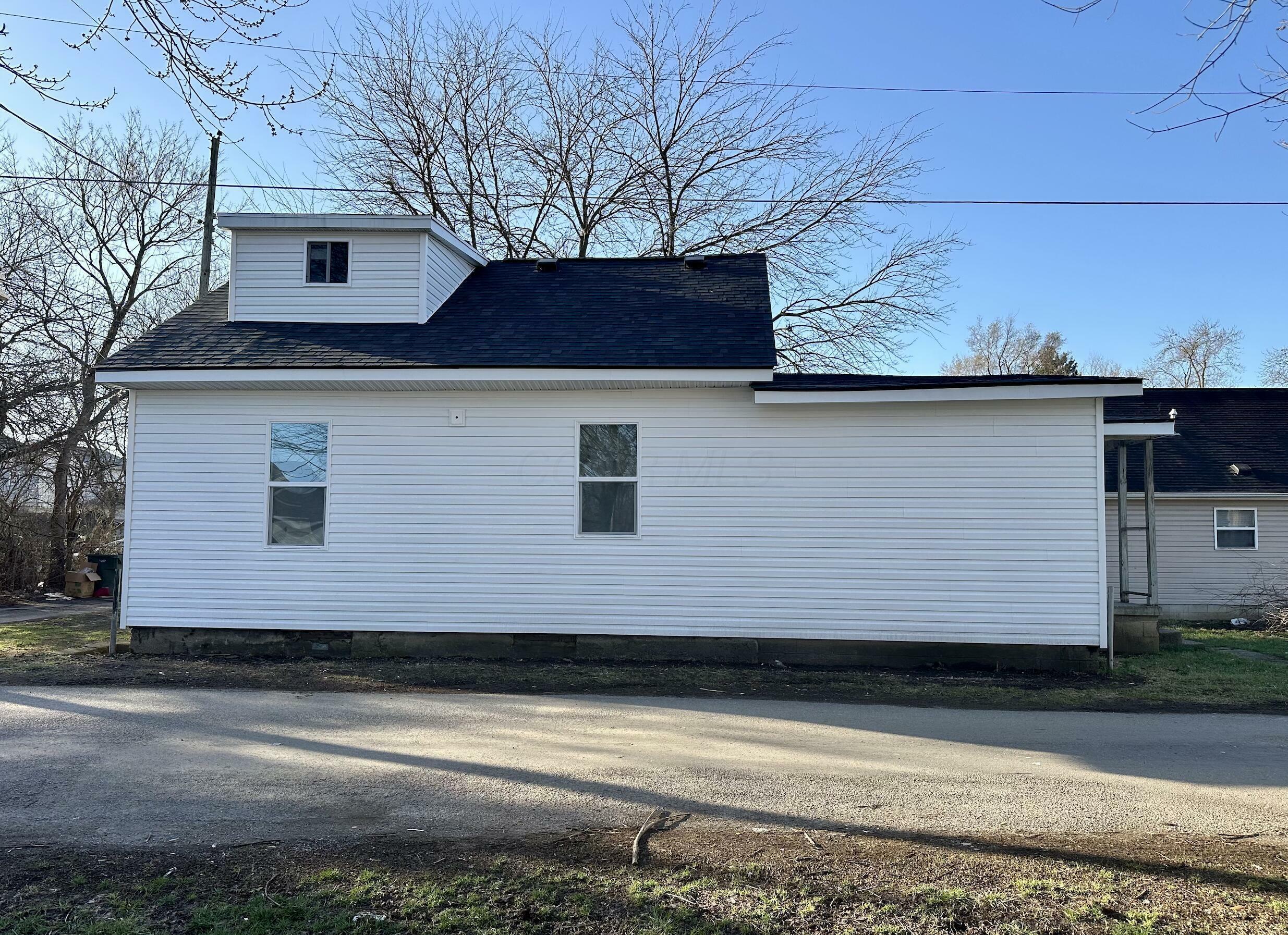Property Photo: 160 Stevens Avenue OH 43222