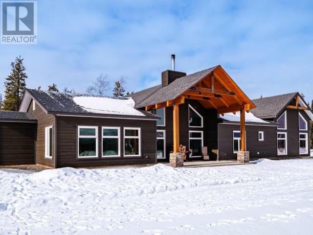 Property Photo: 348 Dusty Trail YT Y1A 6N4
