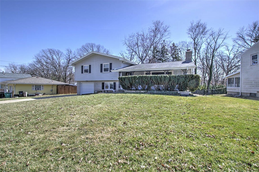 Property Photo: 120 Point Bluff Drive IL 62521