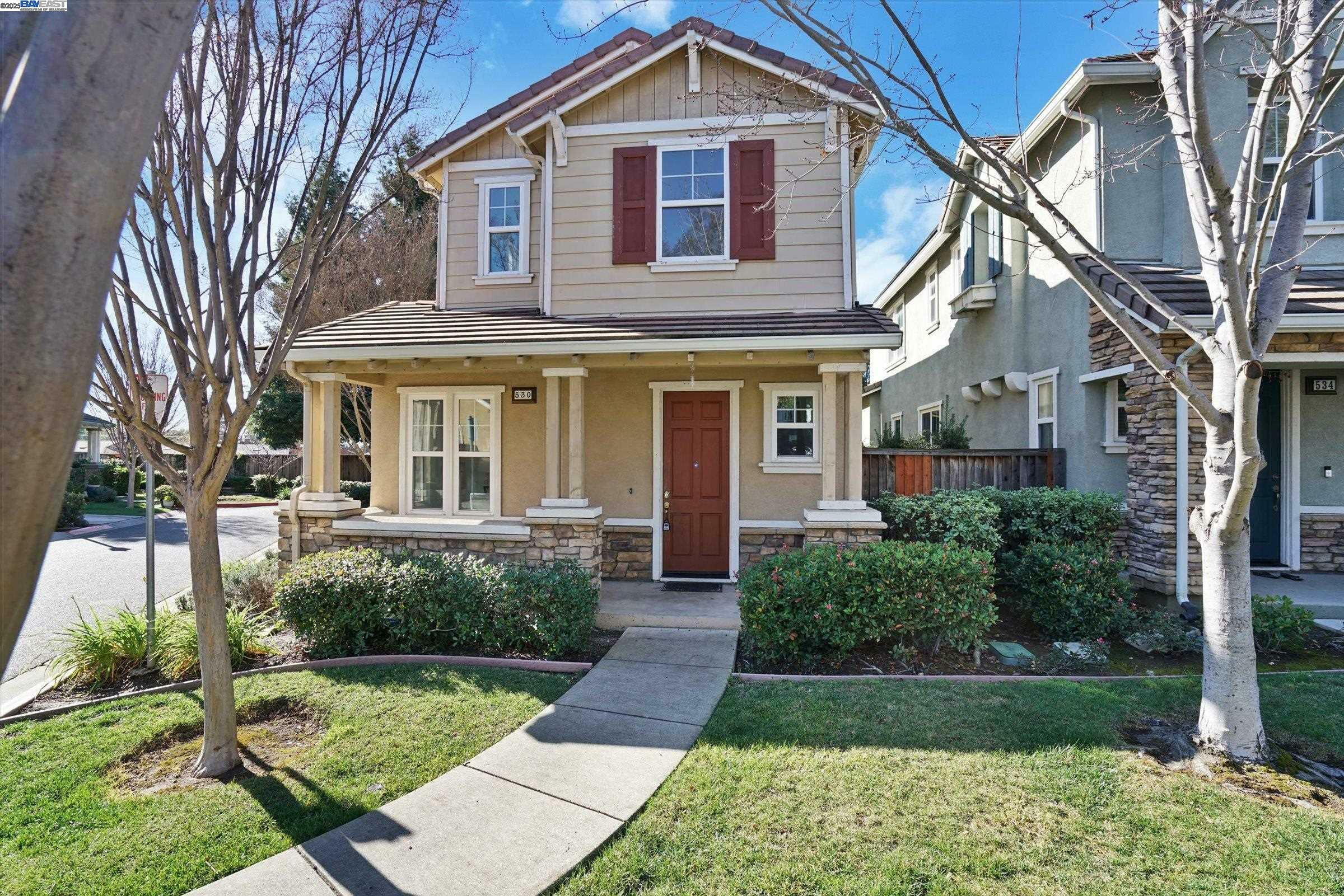 530 Cottage Park Dr  Hayward CA 94544 photo