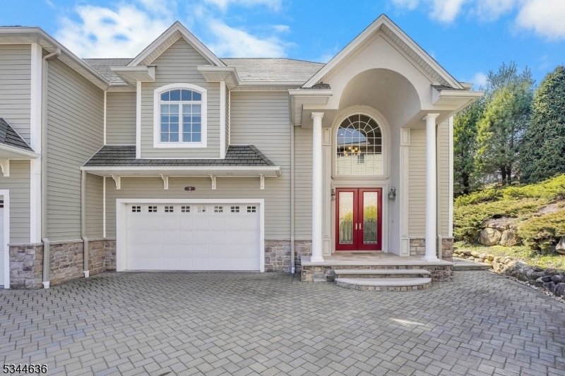 Property Photo:  66 Mazur Pl 2  NJ 07506 