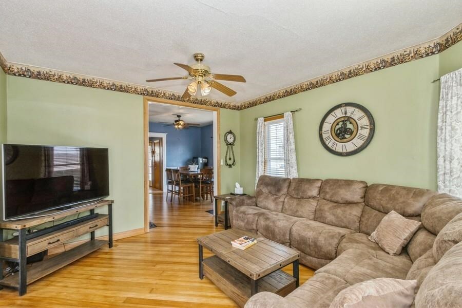 Property Photo: 140 W 3rd St IA 52340